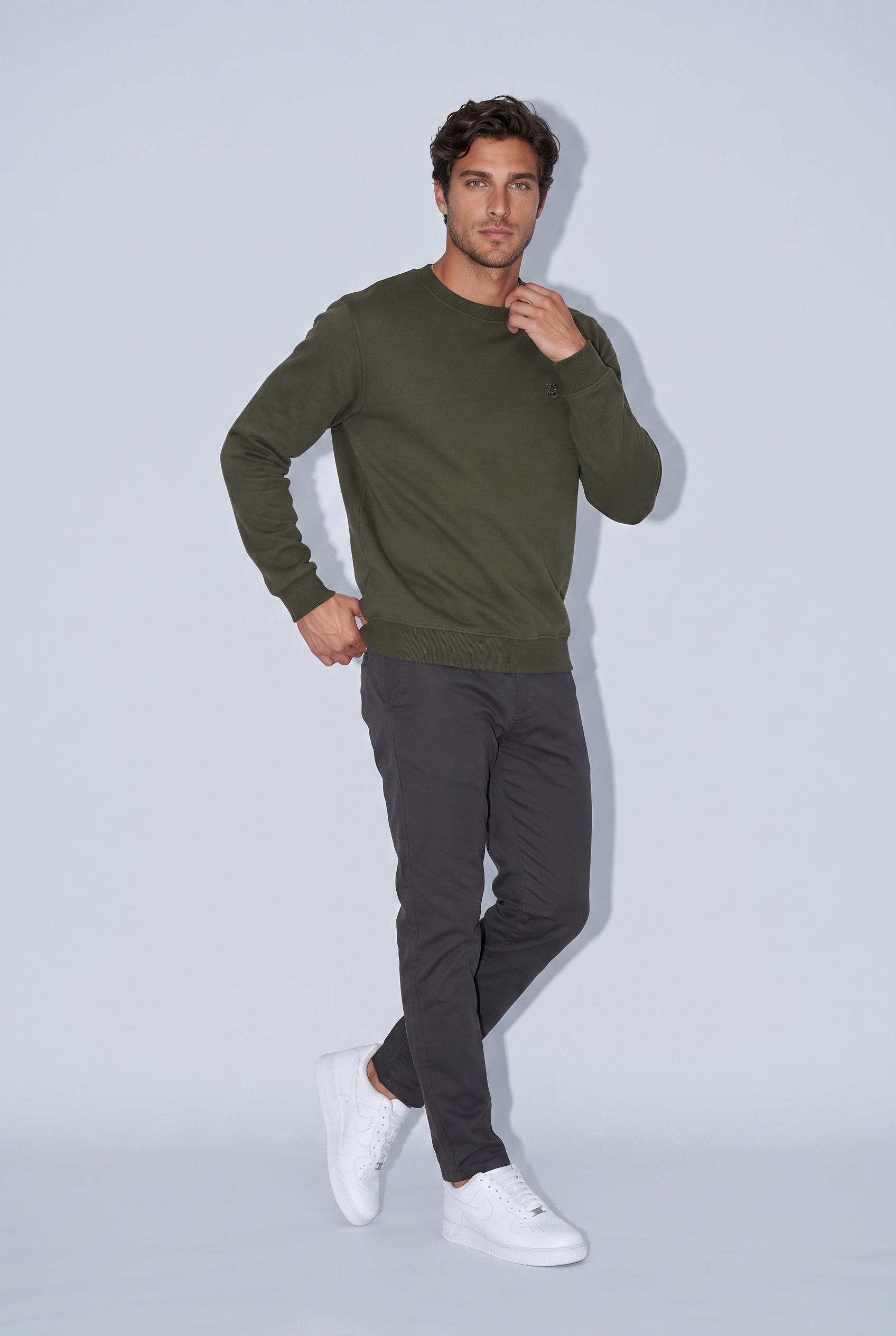 0 Yaka Nakışlı Selanik Sweat (6212)