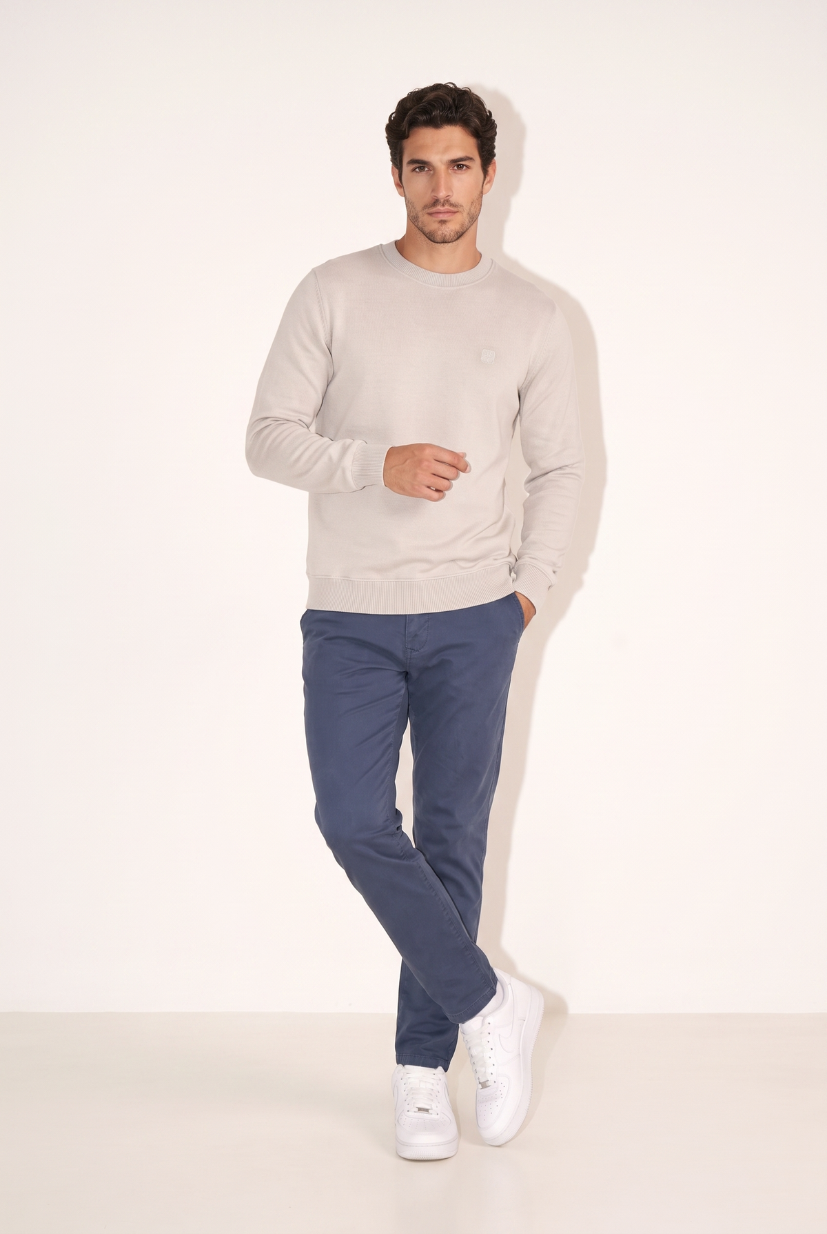 0 Yaka Nakışlı Selanik Sweat (6212)