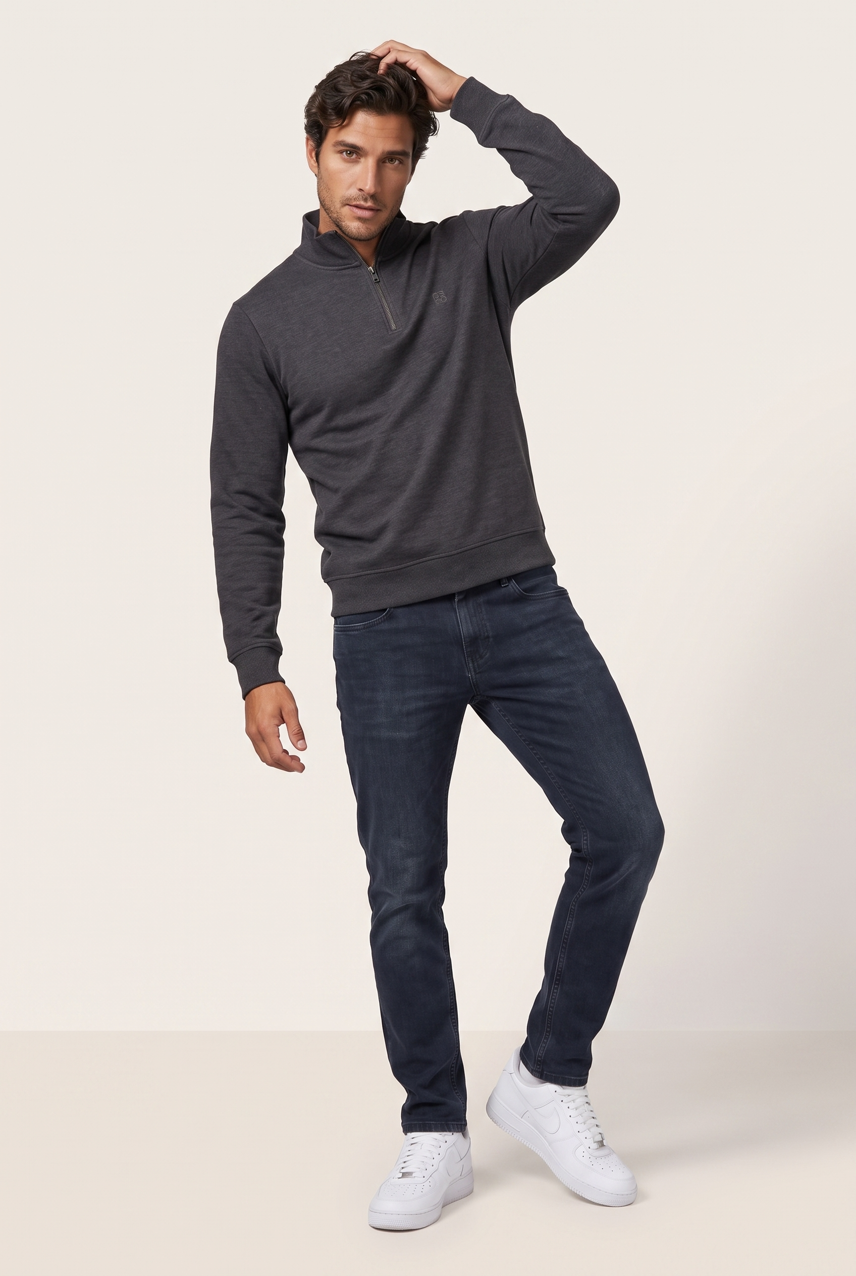 Dik Yaka Nakışlı Selanik Sweat (6213)